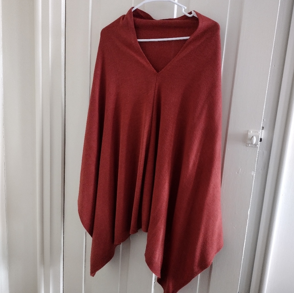 Poncho Rust color Long Front and Midleangth Back